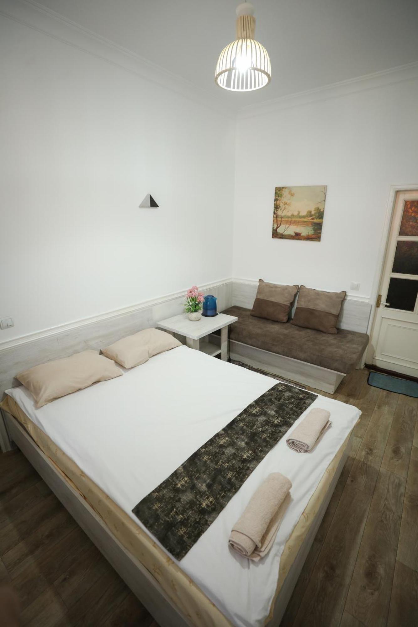 U Ashota Hotel Ереван Екстериор снимка