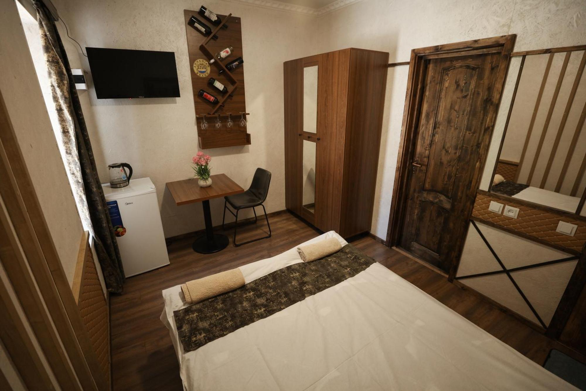 U Ashota Hotel Ереван Екстериор снимка