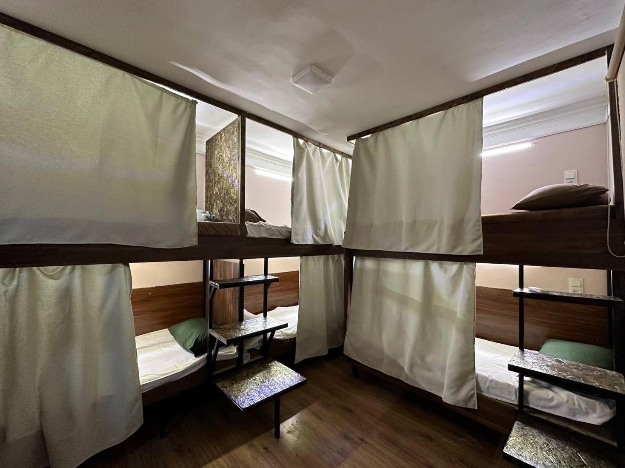 U Ashota Hotel Ереван Екстериор снимка