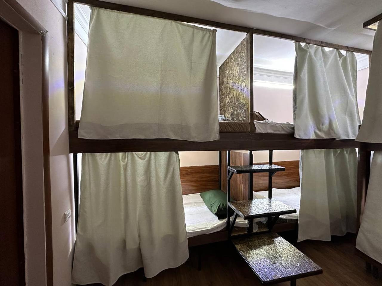 U Ashota Hotel Ереван Екстериор снимка